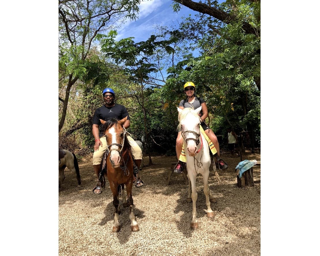 Meghan & Rich photo 4