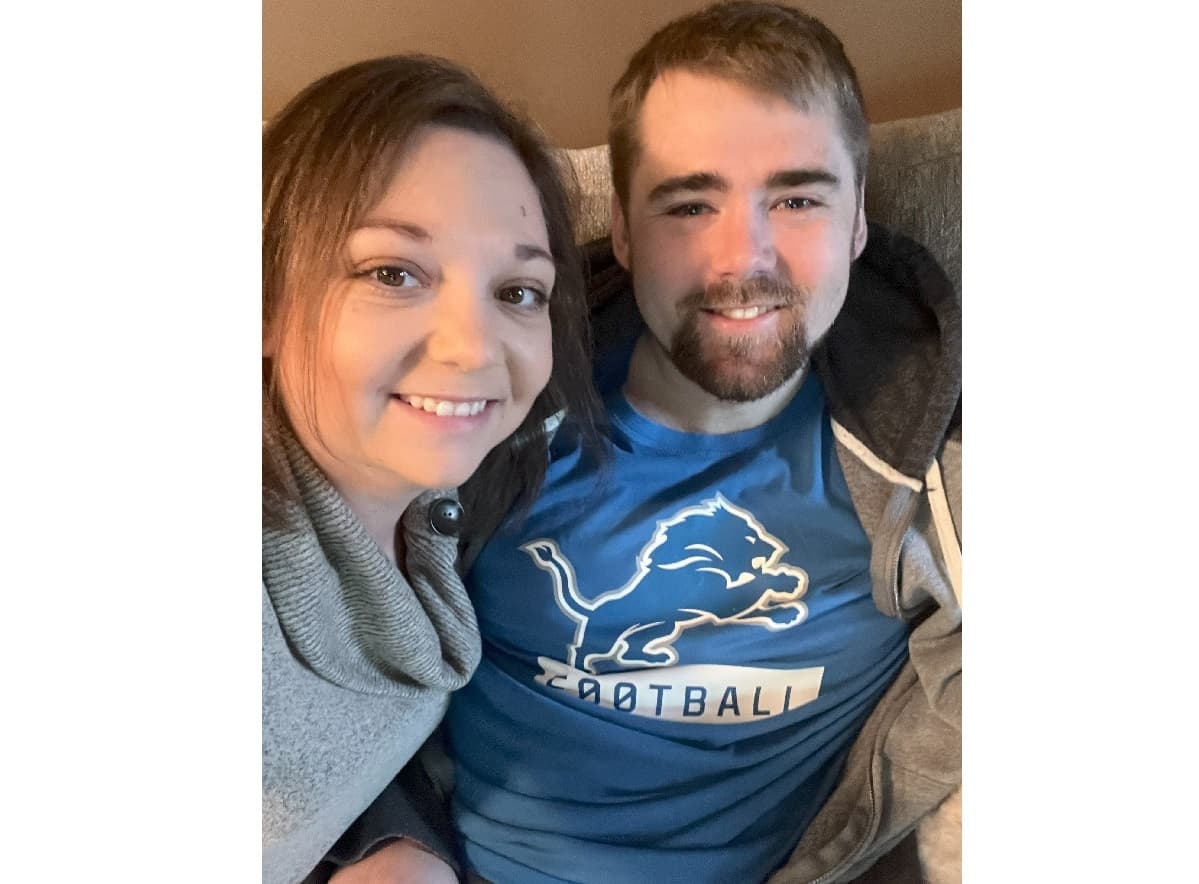 Elizabeth & James photo 9