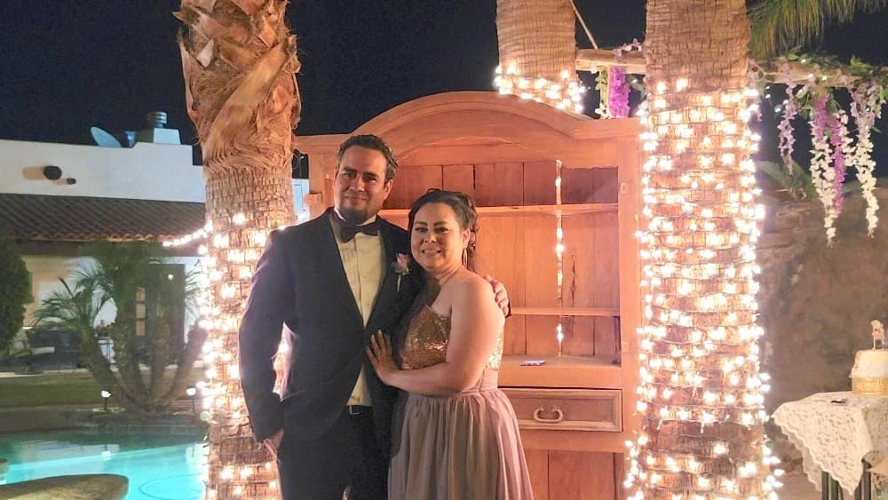 Alba & Erick photo 4