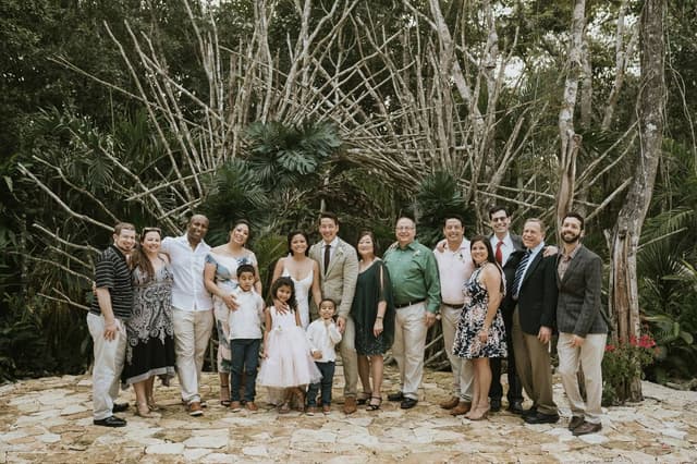 Amy & Dan extended family