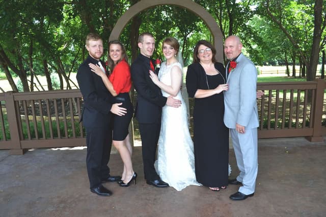 Ashleigh & Josh extended family