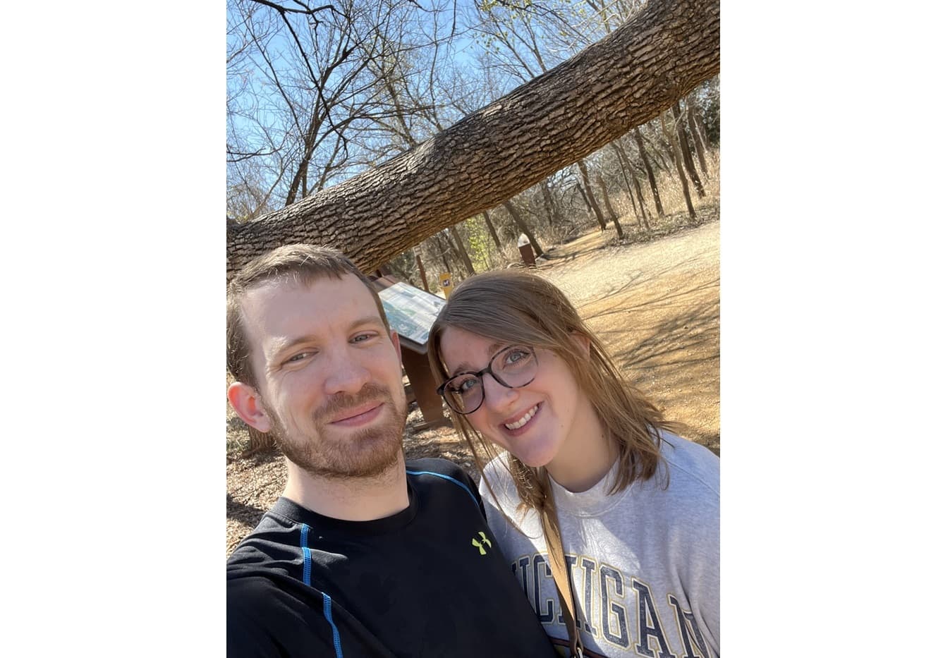 Ashleigh & Josh photo 3