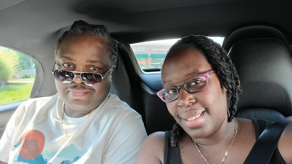 Shannon & Troy photo 10