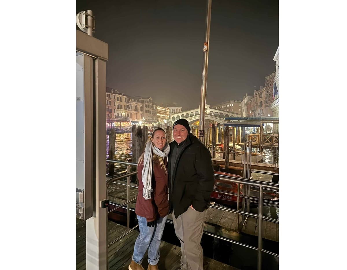 Mike & Meesha photo 15