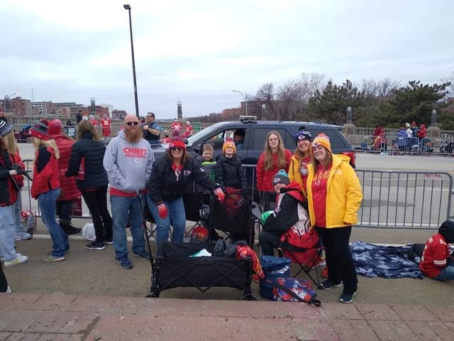 Angie & Jason extended family