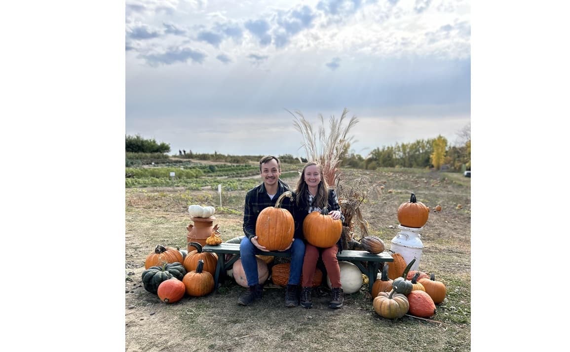 Becca & John photo 16