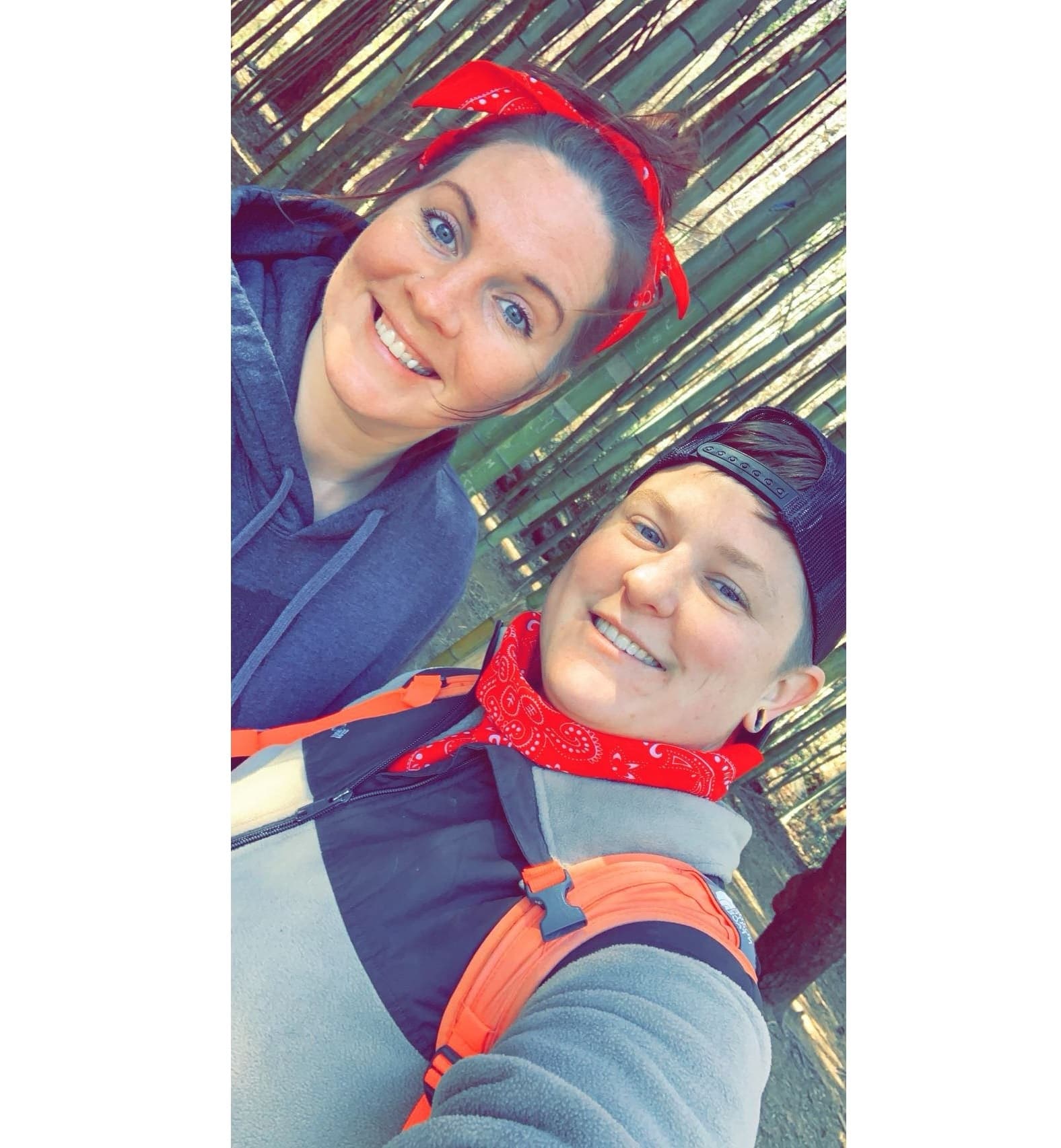 Chelsea & Amber photo 8