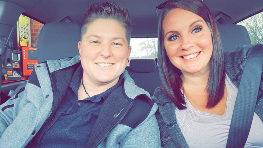 Chelsea & Amber photo 7