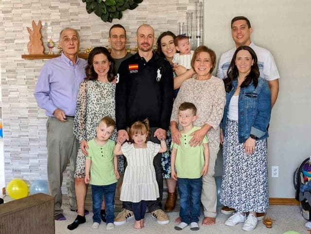 Lauren & Jose extended family