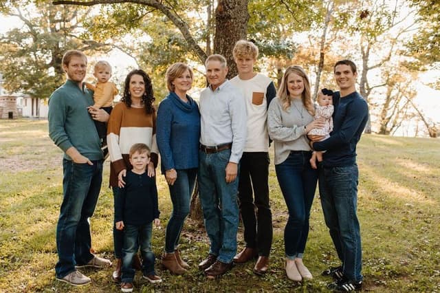 Savannah & Keith extended family