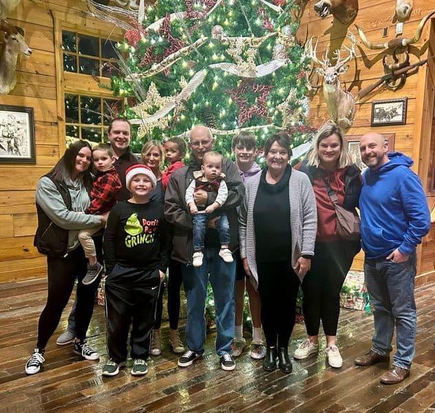 Meggie & Kevin extended family