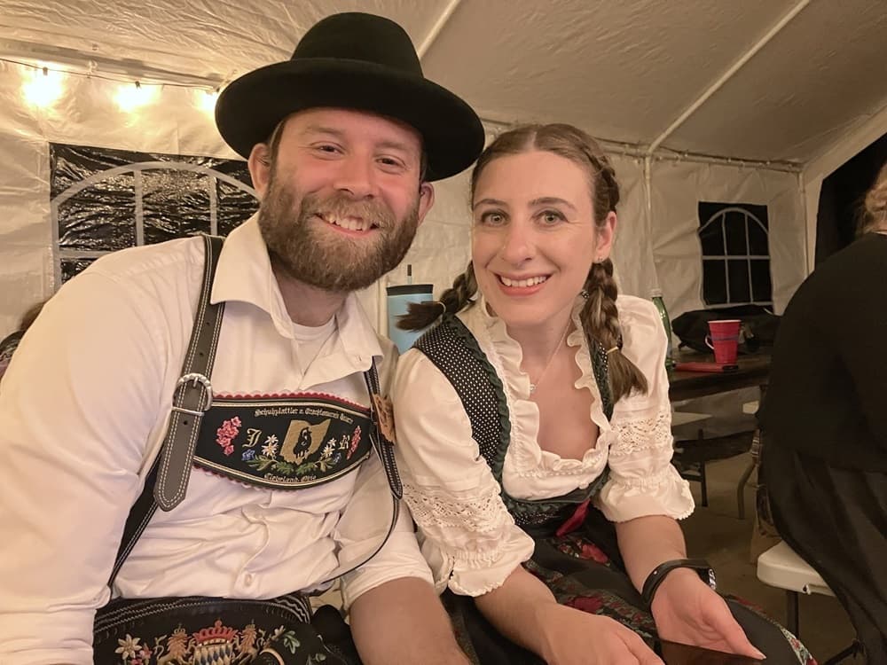 Ashton & Jordan photo 3