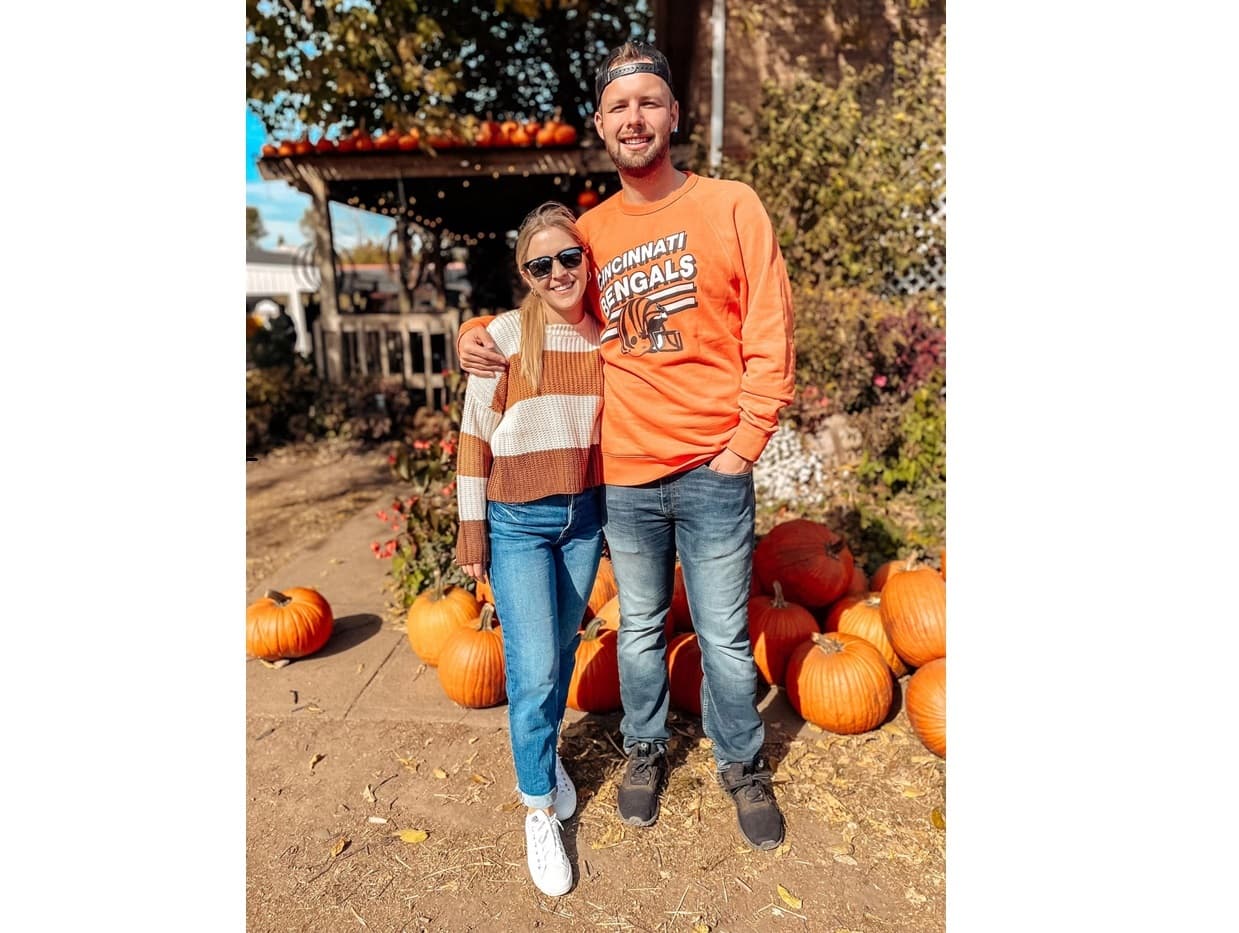 Sam & Michelle photo 8