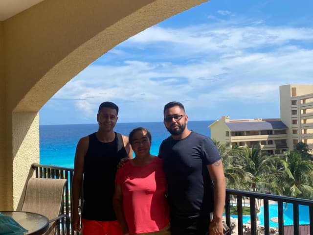 Amir & Jayro extended family