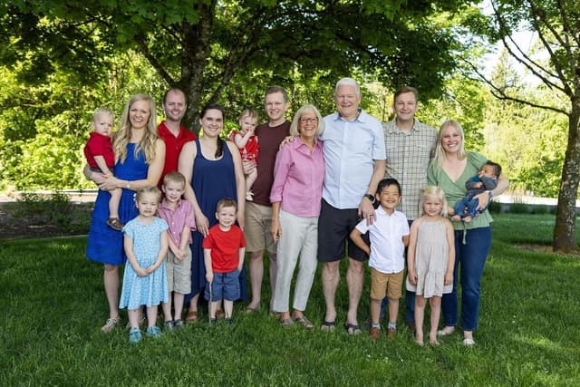 Anna & Jake extended family