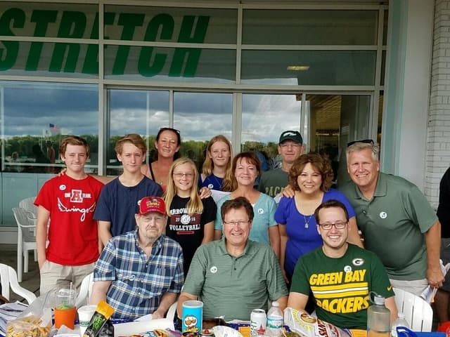 Brittany & Mallory extended family