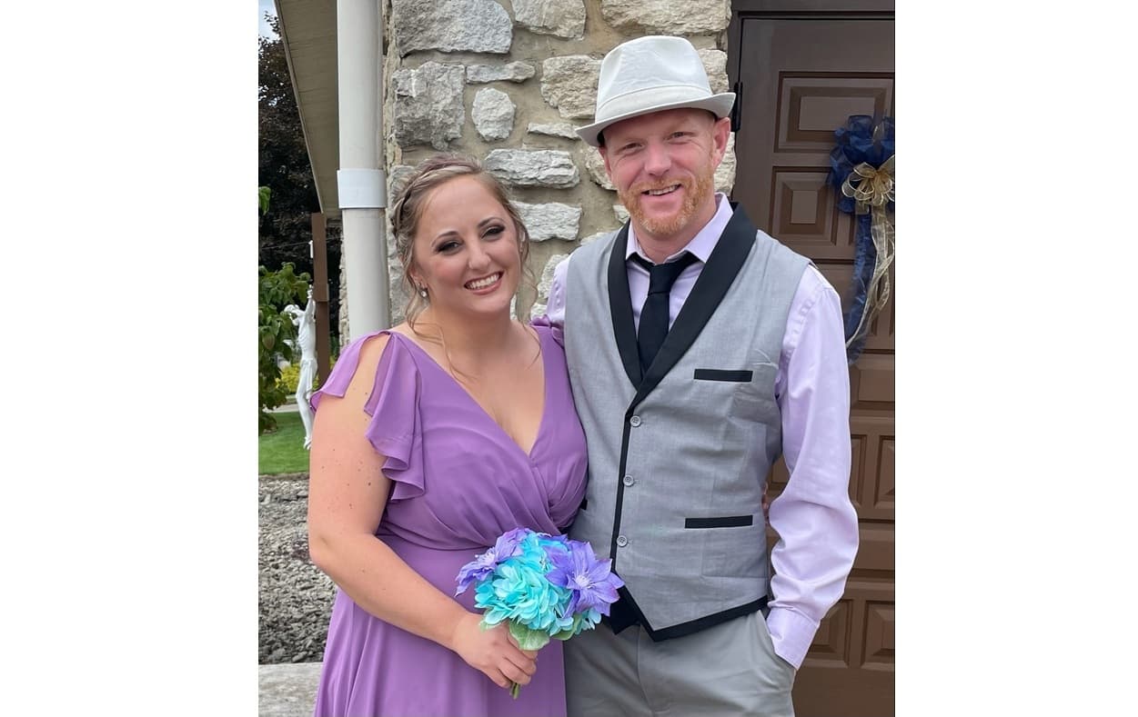 Erika & Troy photo 8