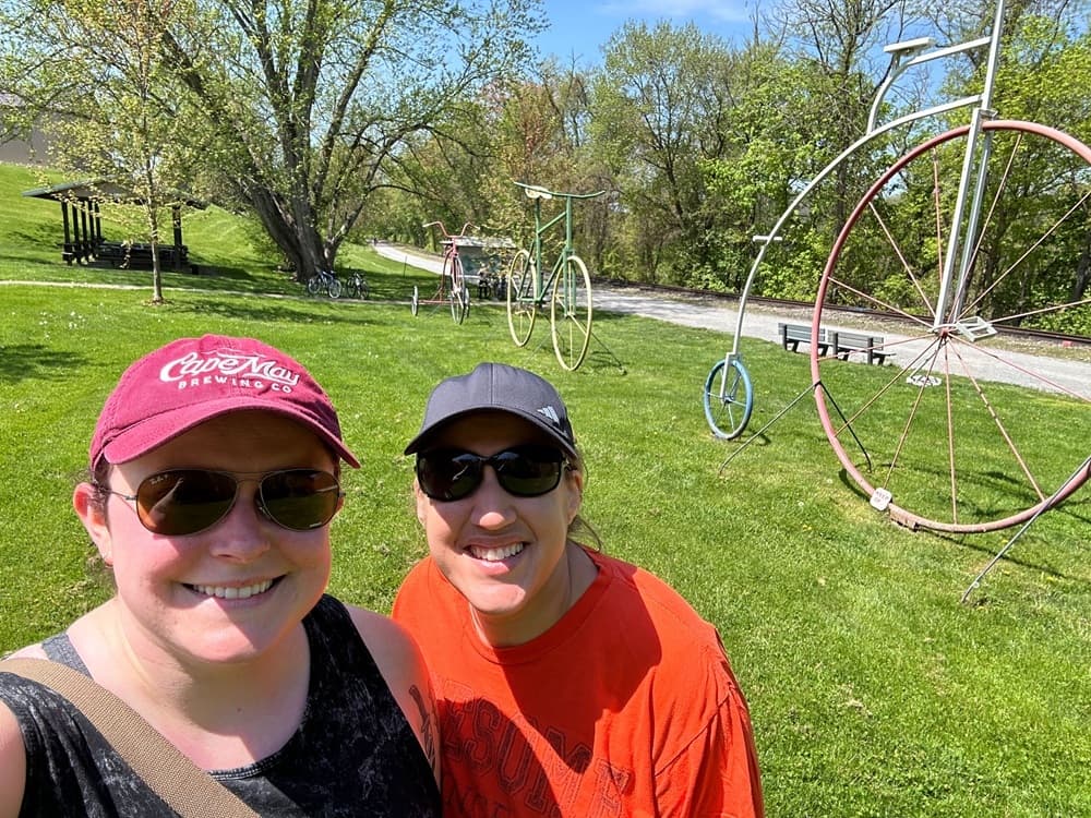 Katlyn & Katie photo 6