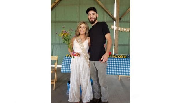 Amanda Nicole & Nicholas James photo 5