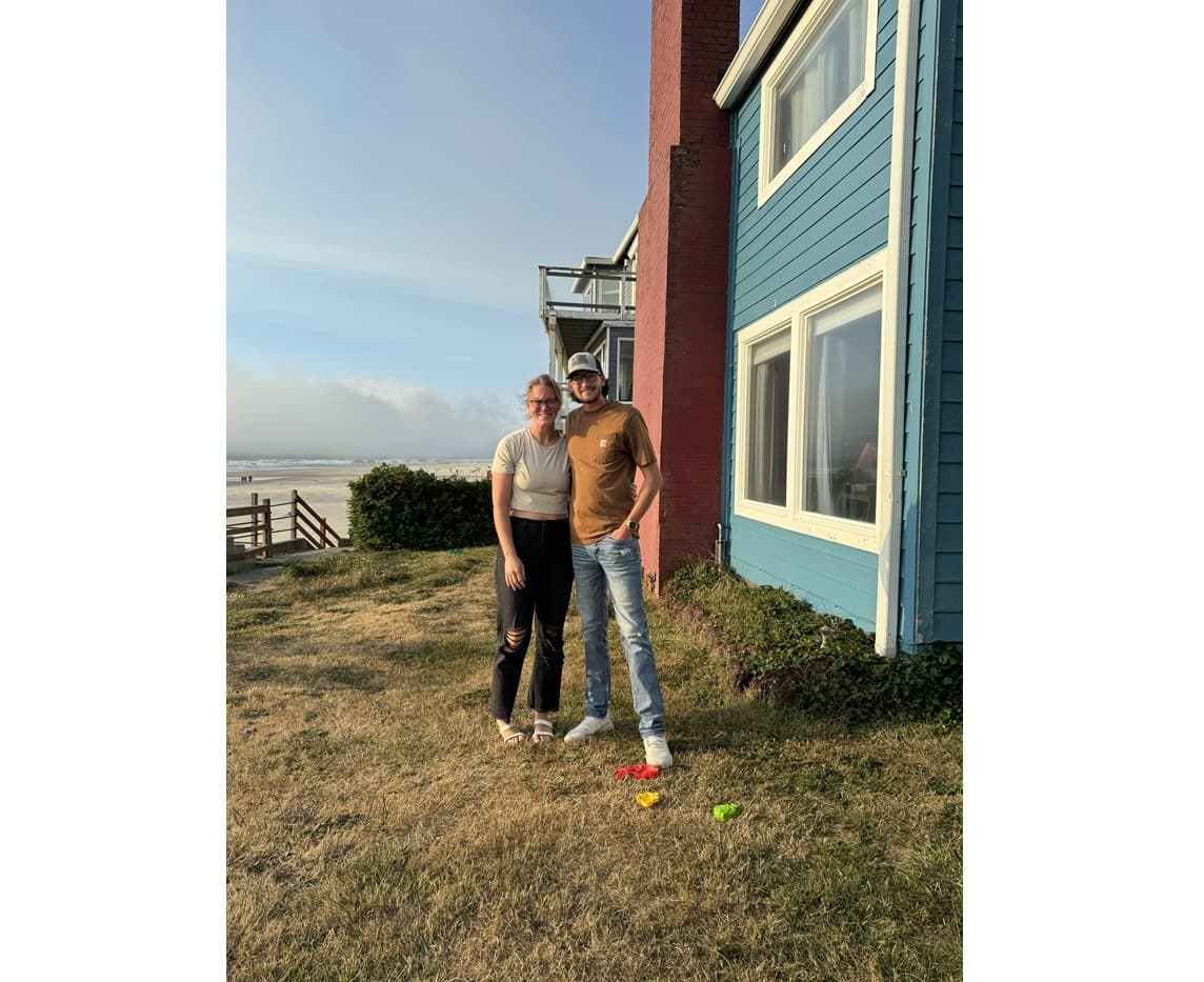 Deidra & Corby photo 12