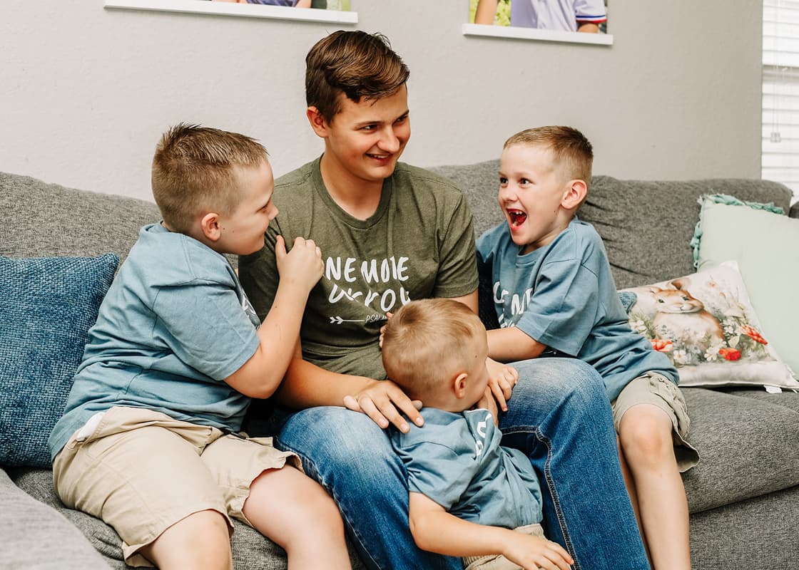 Wendy & Daryn photo 6