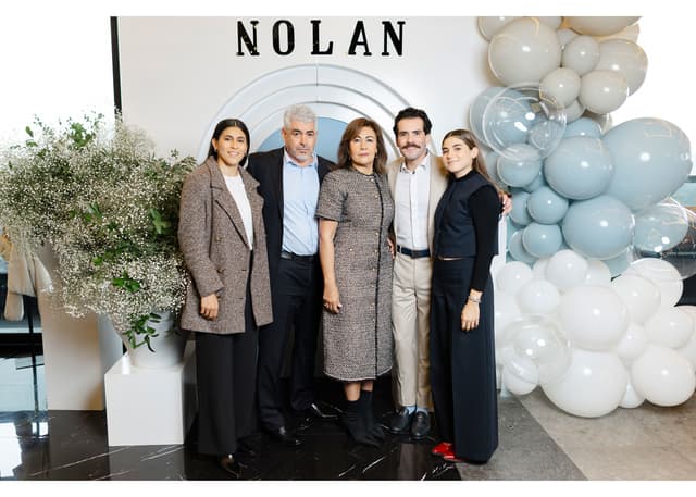 Roberto & Sam extended family