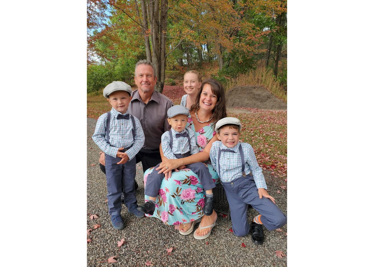 Bobbie Sue & Eric photo 1