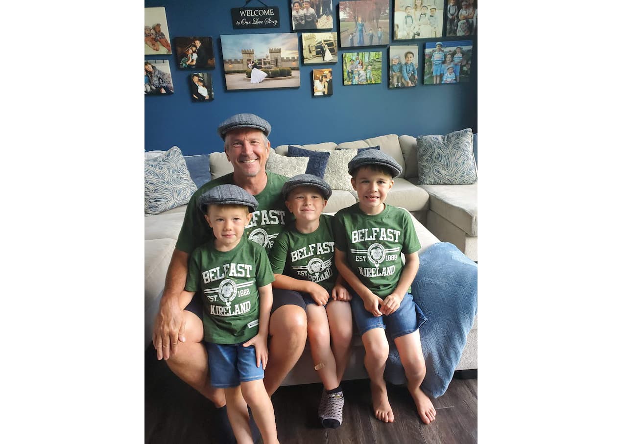 Bobbie Sue & Eric photo 8