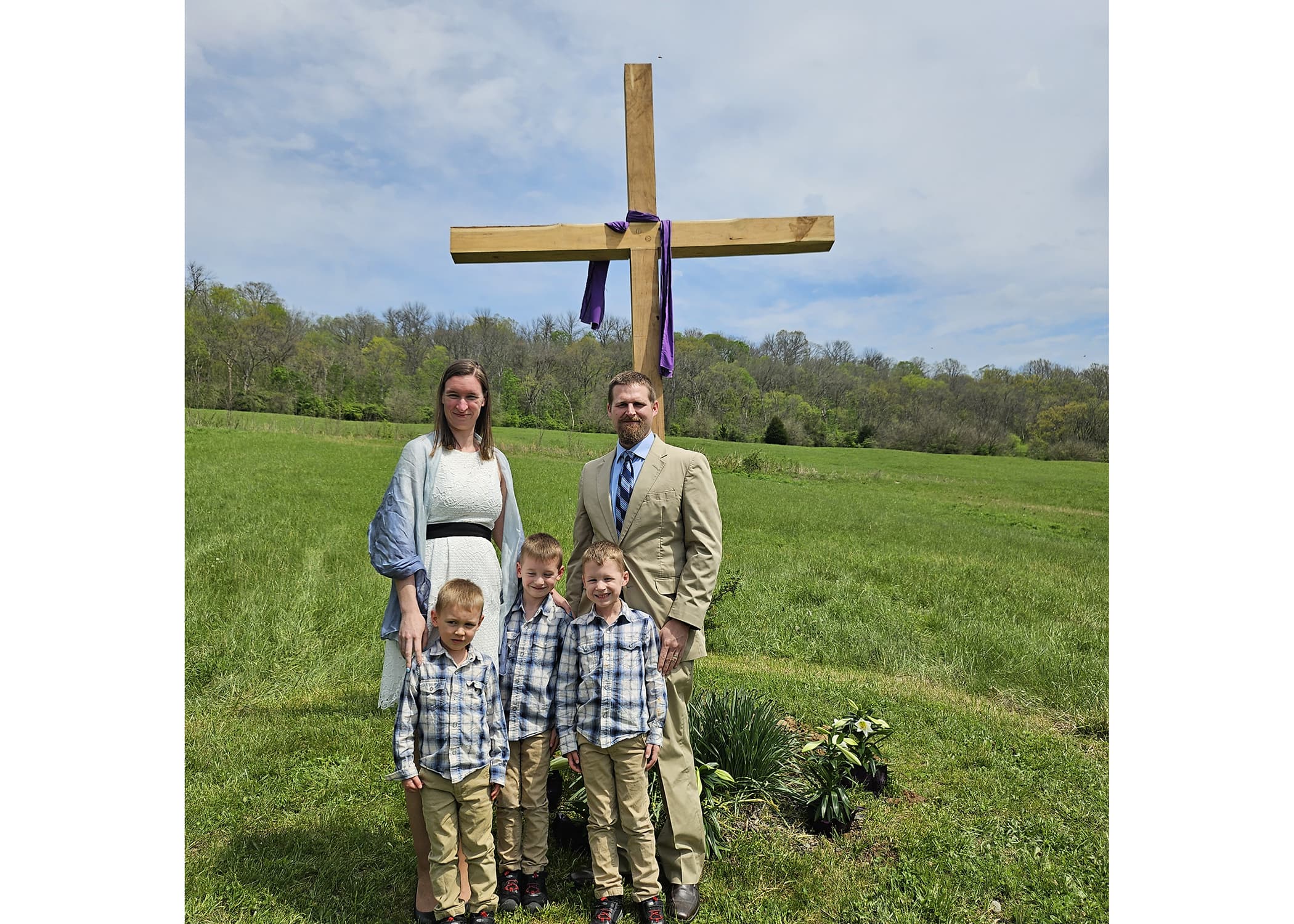 Sarah & Josiah photo 3