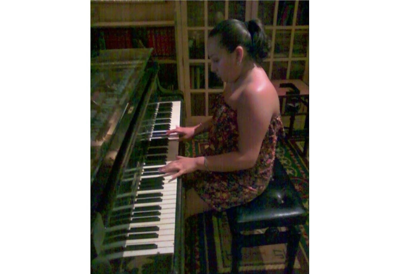 Marie photo 7