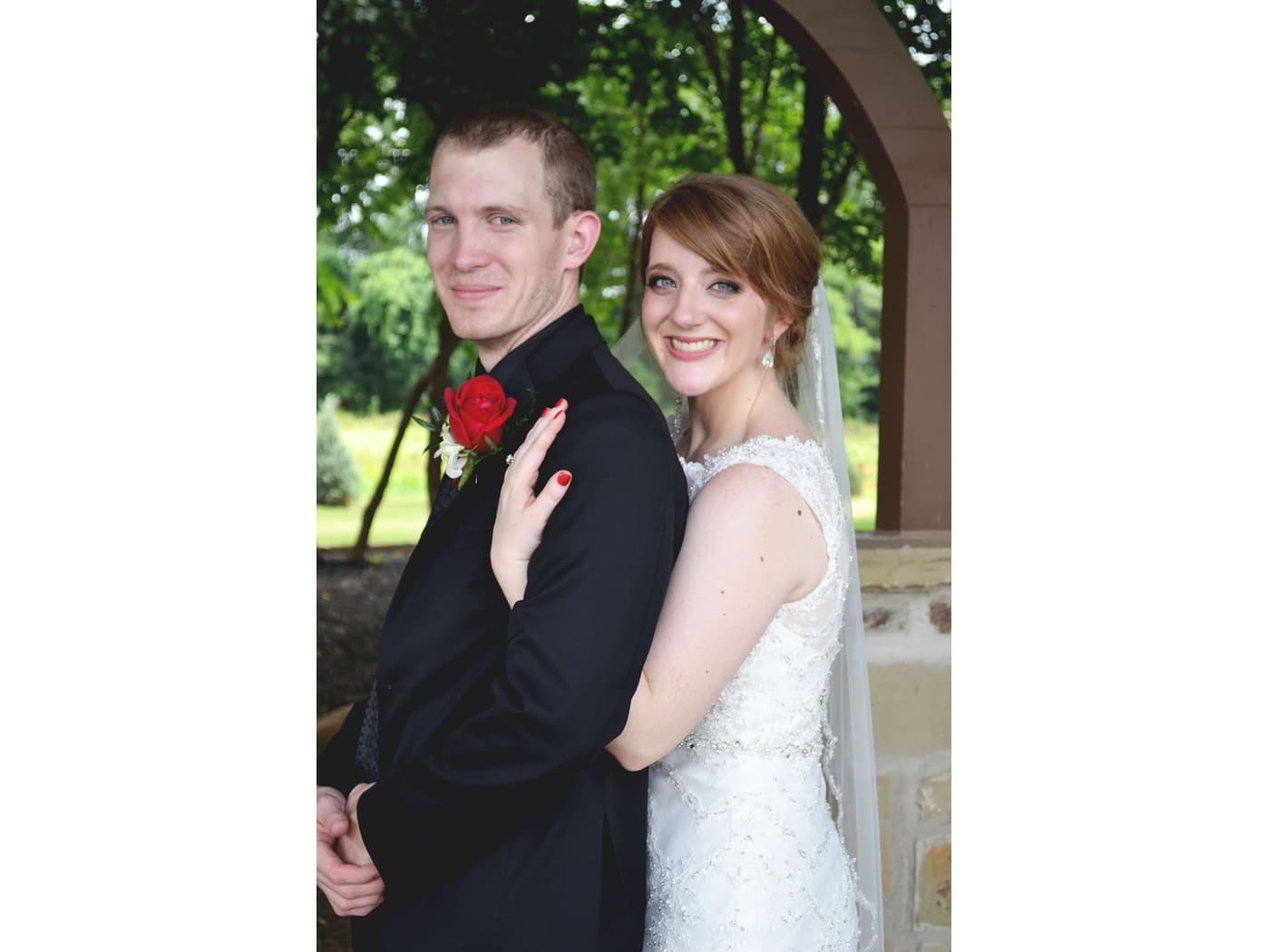 Ashleigh & Josh photo 10