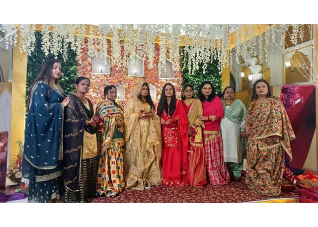 Saurabh & Nazia extended family