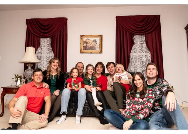 Rachel & Bradley extended family