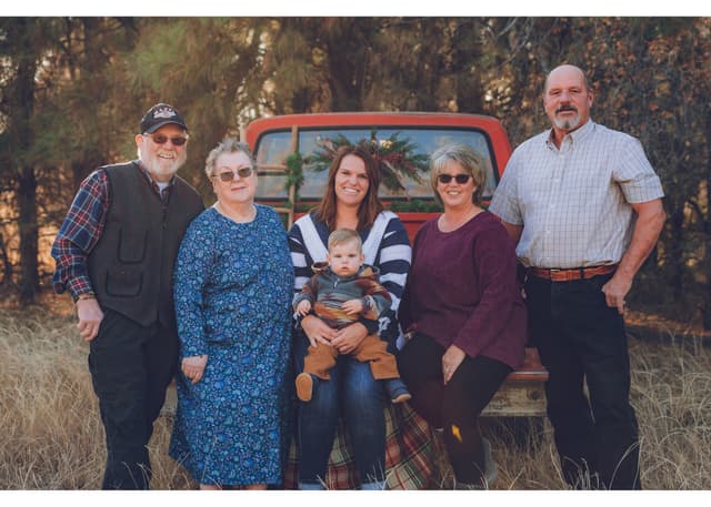 Jessi & Michael extended family