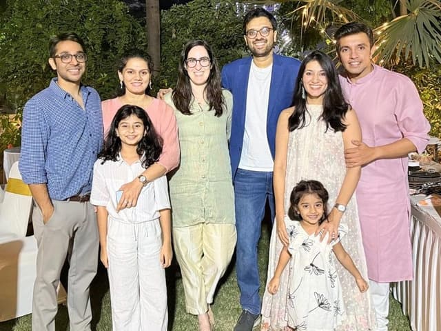 Raisa & Udit extended family